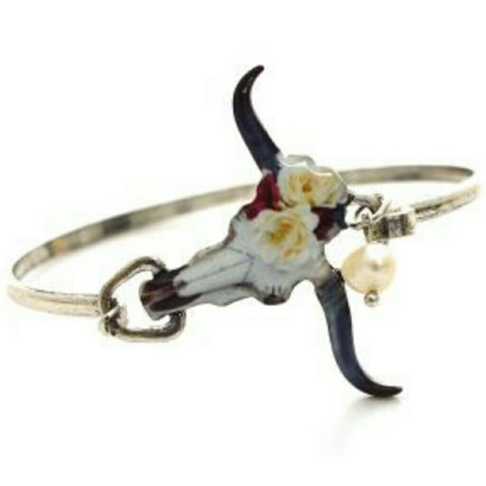 Brand new in pkg bracelet and earring sets